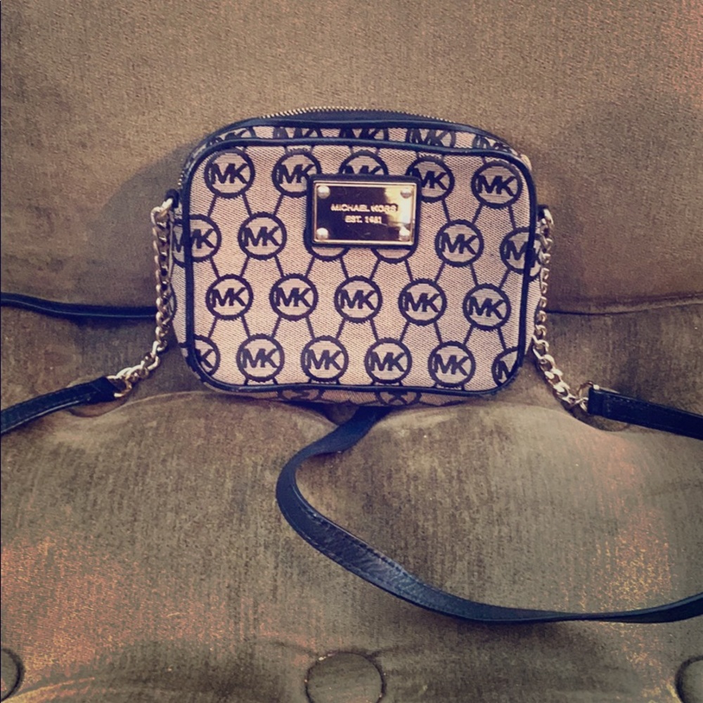 Michael Kors purse